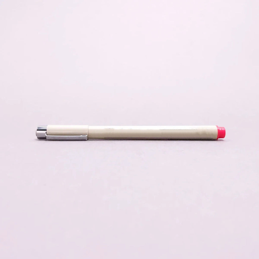 005 Fine and Colored Acrylic Markers