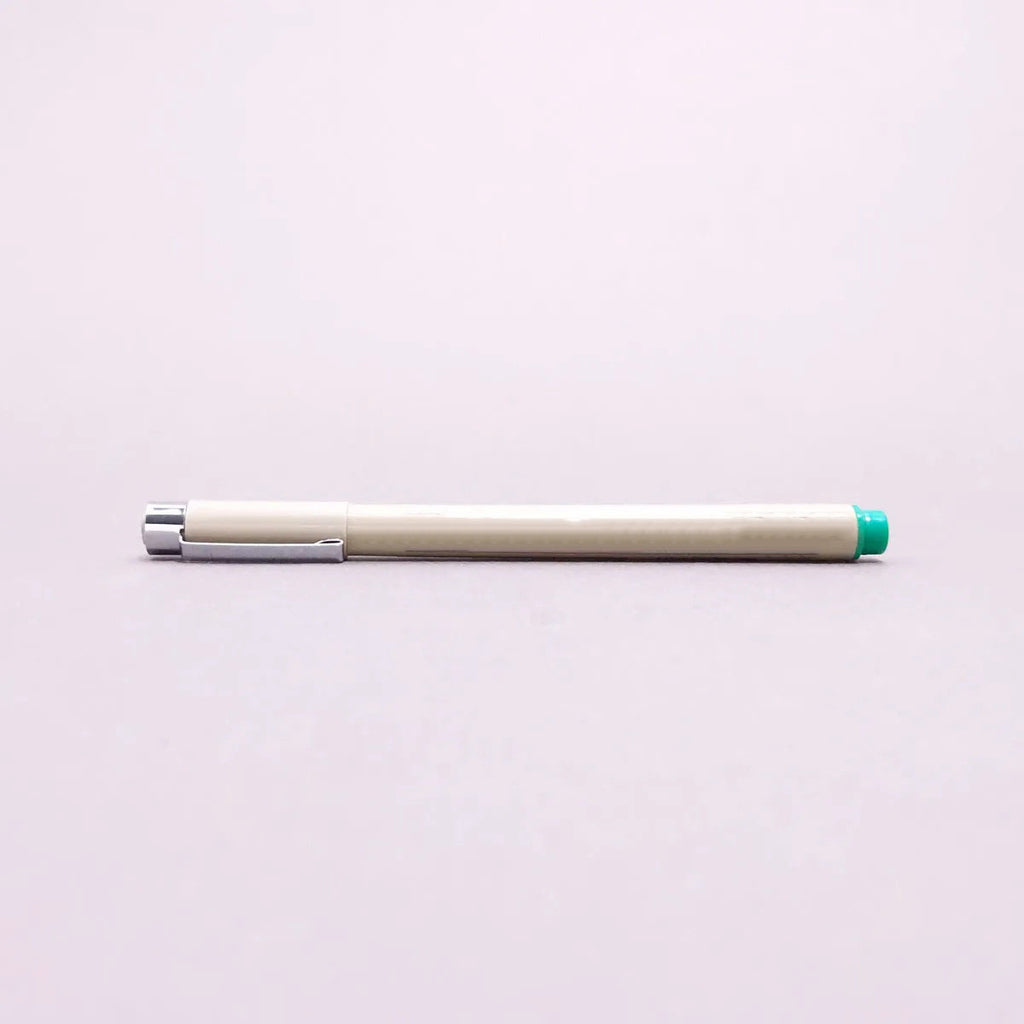 005 Fine and Colored Acrylic Markers